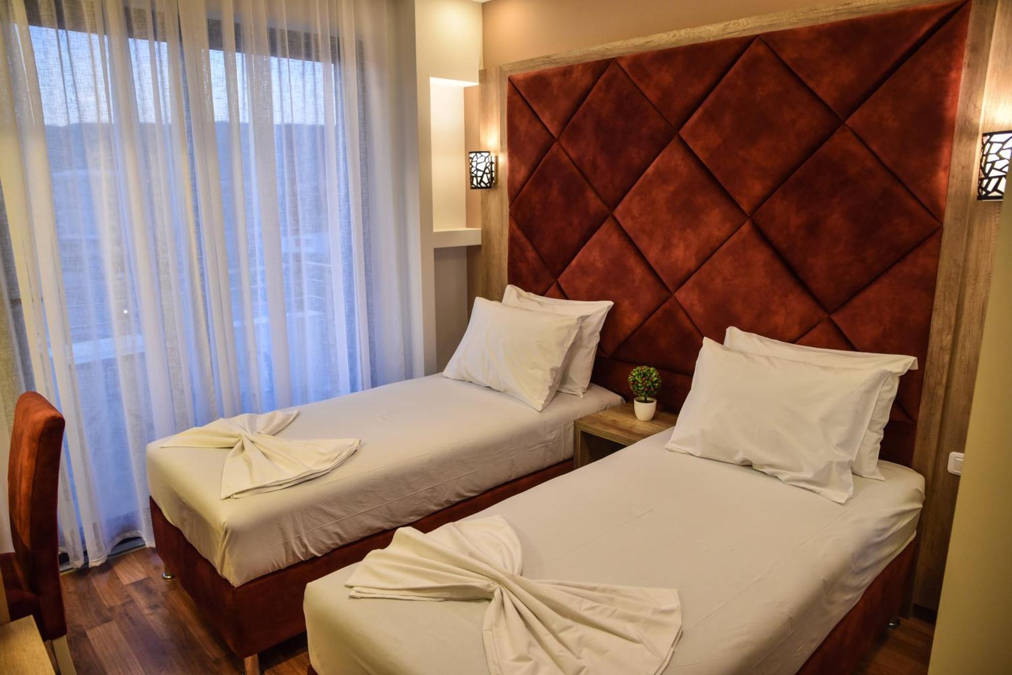 Hotel Evropa 울친 객실 사진