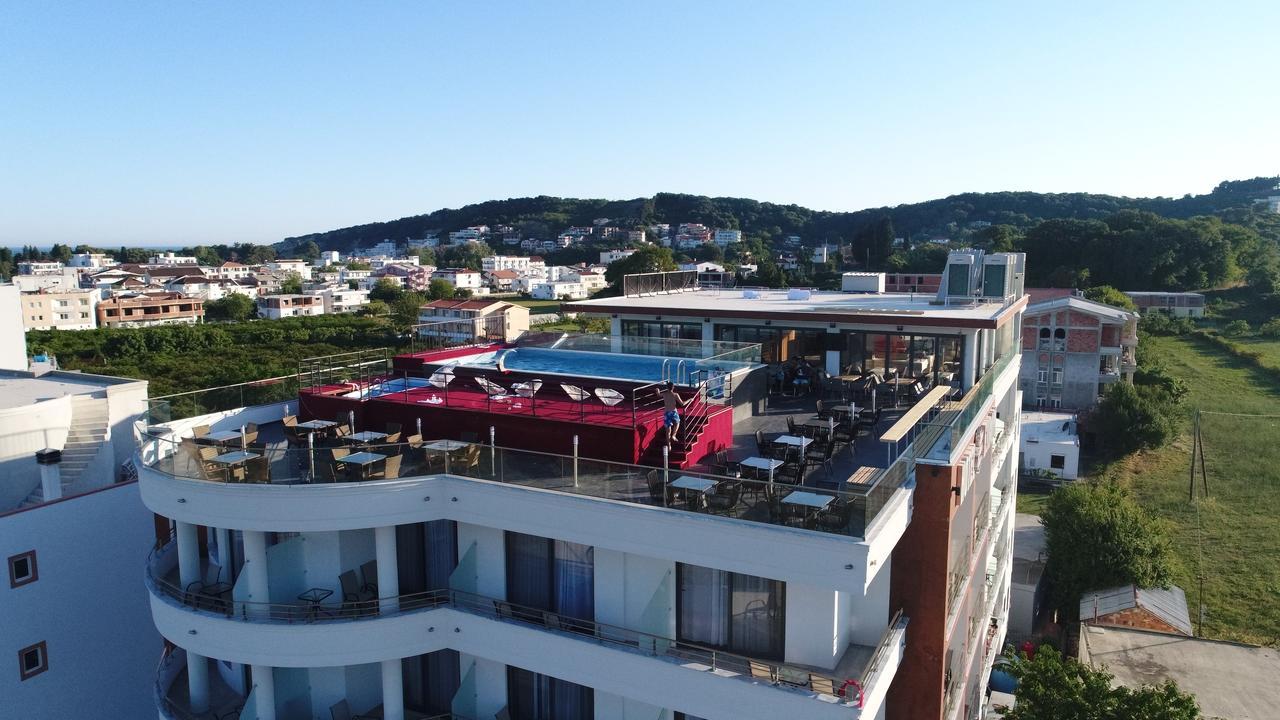 Hotel Evropa 울친 외부 사진